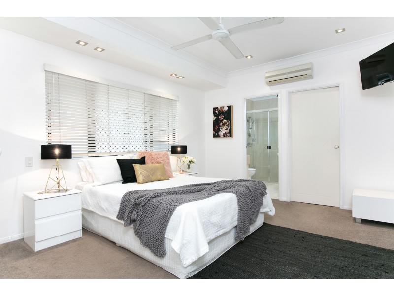 203 Esplanade, Cairns North QLD 4870