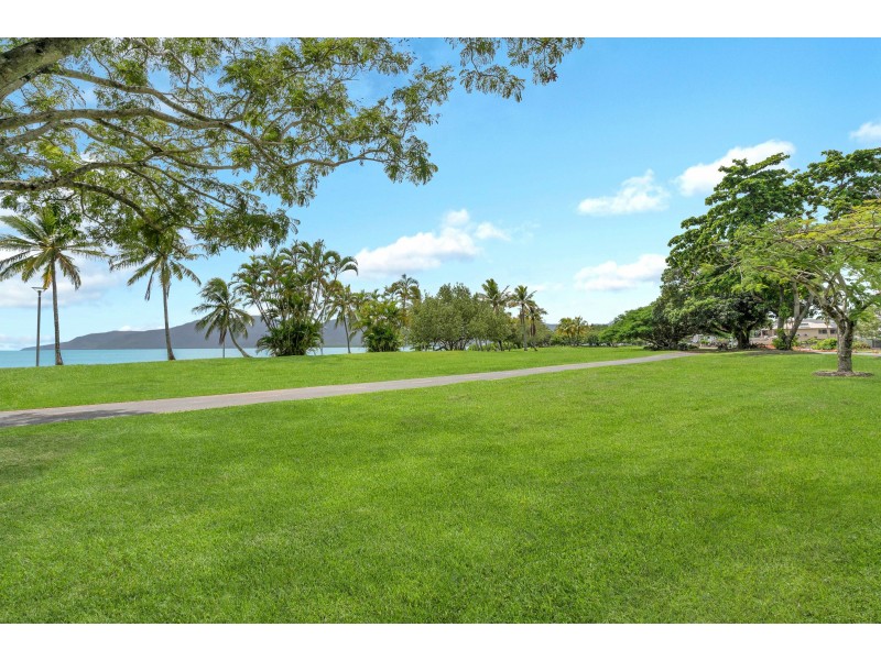 203 Esplanade, Cairns North QLD 4870
