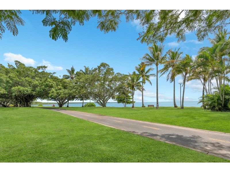 203 Esplanade, Cairns North QLD 4870