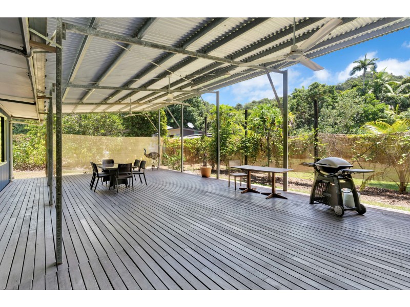 2587 Cape Tribulation Road, Thornton Beach QLD 4873