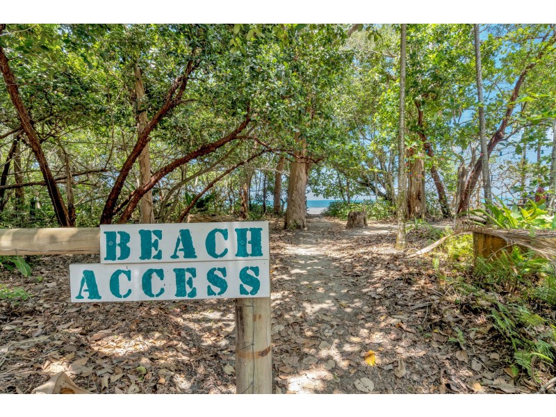 2587 Cape Tribulation Road, Thornton Beach QLD 4873