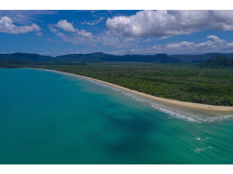 2587 Cape Tribulation Road, Thornton Beach QLD 4873