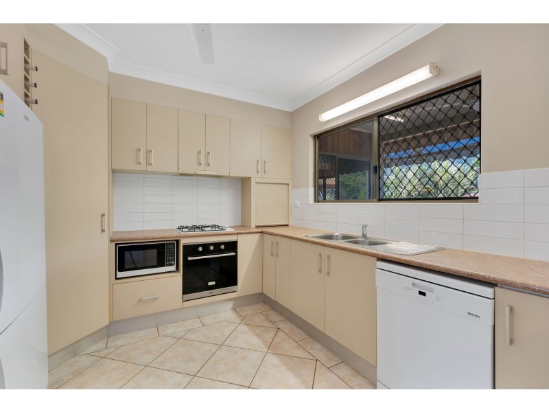 6 Granadilla Drive, Earlville QLD 4870