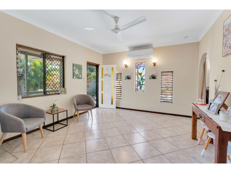 6 Granadilla Drive, Earlville QLD 4870