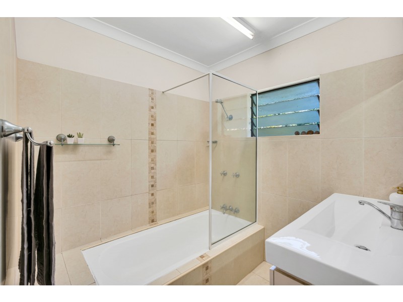 6 Granadilla Drive, Earlville QLD 4870