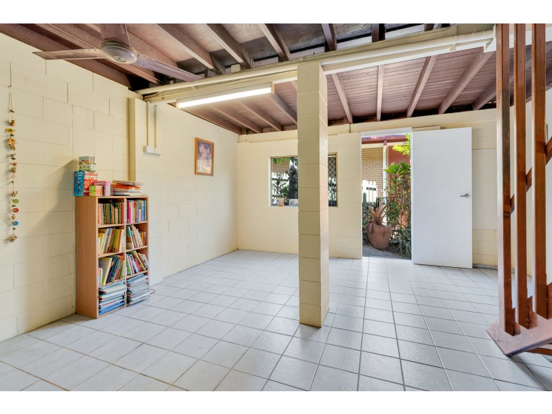 6 Granadilla Drive, Earlville QLD 4870