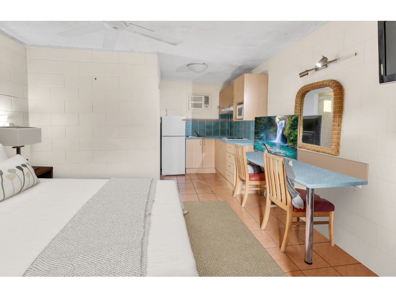 28/1-21 Anderson Road, Woree QLD 4868