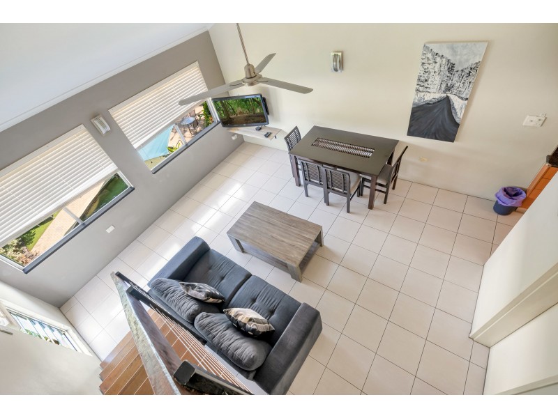 19/239 Lake Street, Cairns North QLD 4870