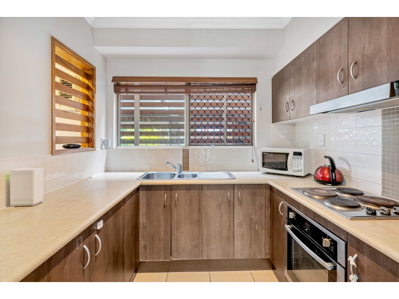 102/29-33 Springfield Crescent, Manoora QLD 4870