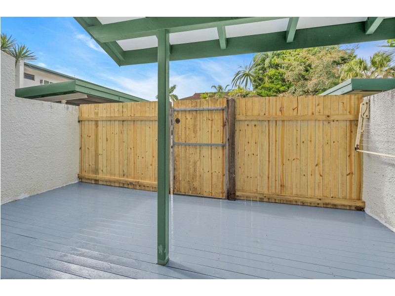 9/171 McLeod Street, Cairns North QLD 4870