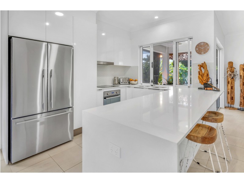 31 Conical Close, Trinity Beach QLD 4879