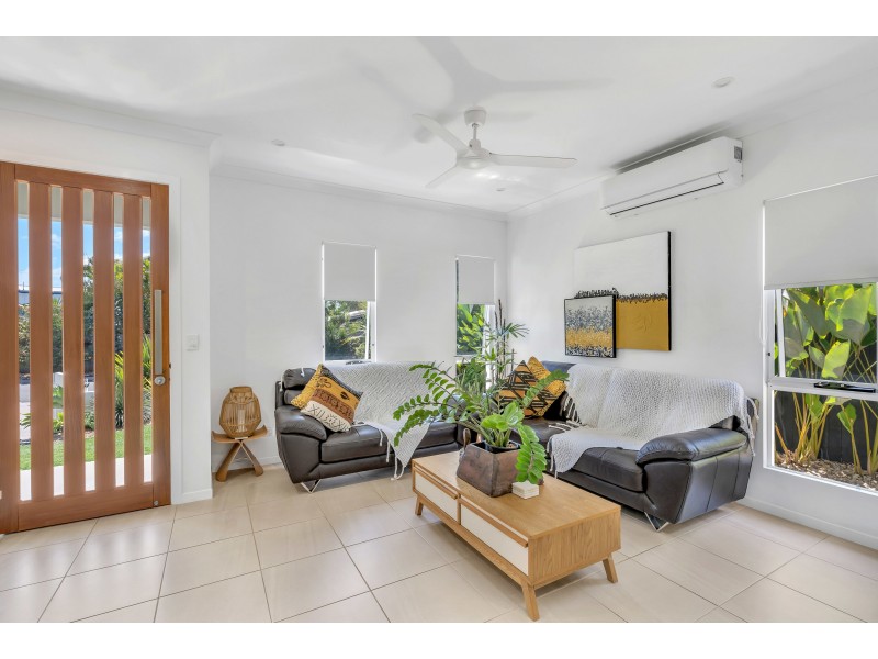 31 Conical Close, Trinity Beach QLD 4879