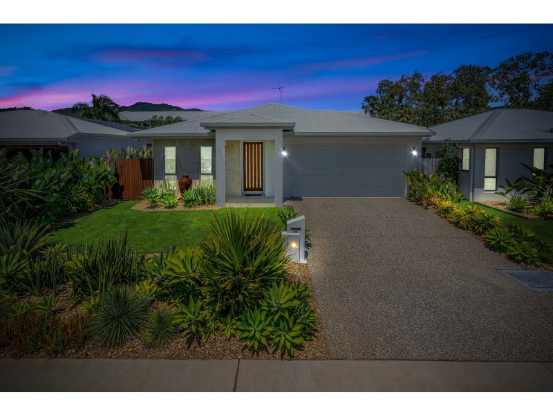 31 Conical Close, Trinity Beach QLD 4879