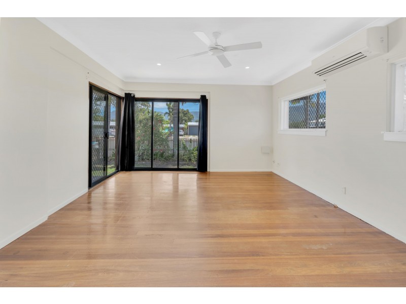 270 Aumuller Street, Westcourt QLD 4870