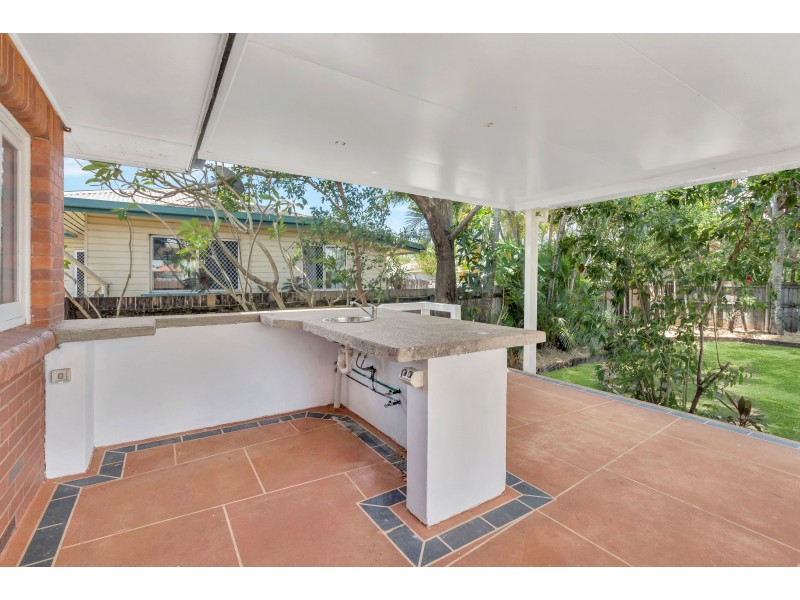 270 Aumuller Street, Westcourt QLD 4870