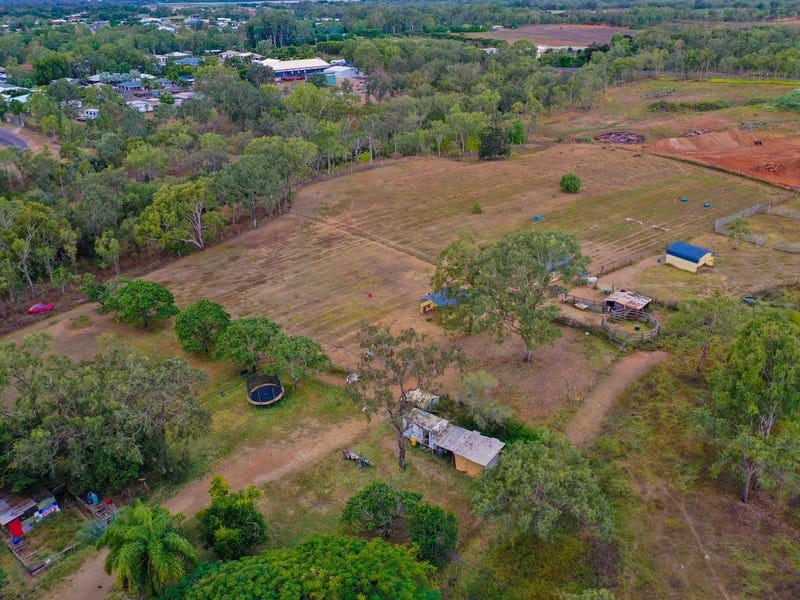 30 Peters Street, Mareeba QLD 4880