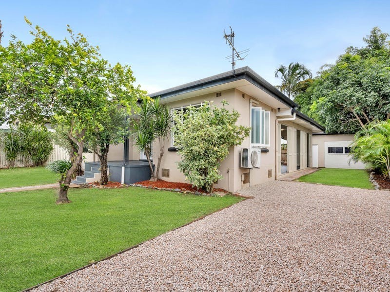 105 English Street, Manunda QLD 4870