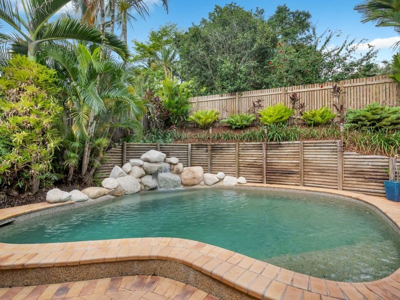 38 Benn Street, Brinsmead QLD 4870