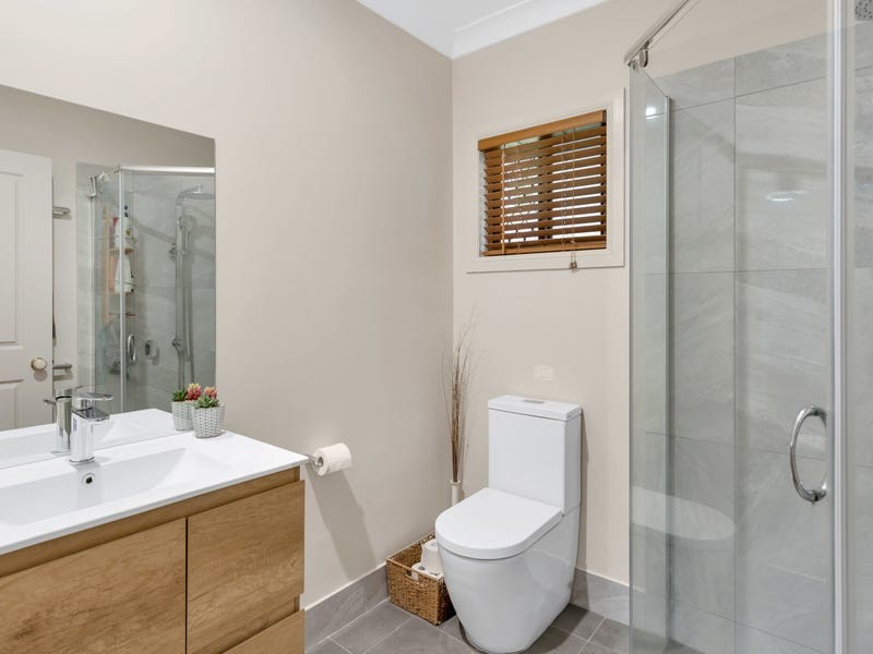 38 Benn Street, Brinsmead QLD 4870