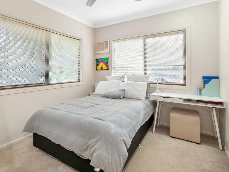 38 Benn Street, Brinsmead QLD 4870