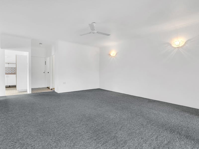 4/15 Girralong Street, Woree QLD 4868