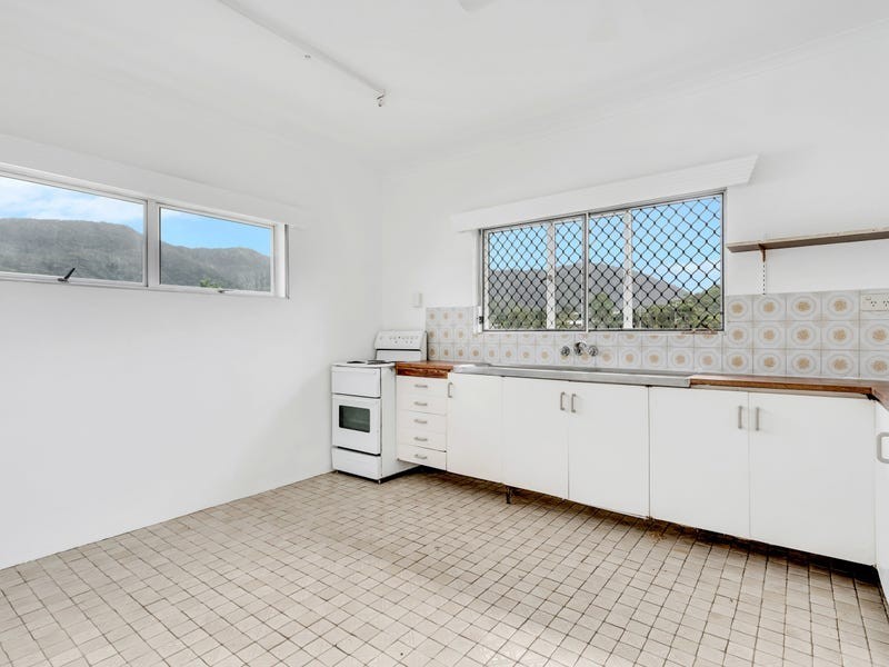 4/15 Girralong Street, Woree QLD 4868