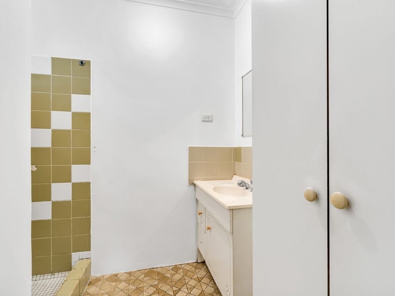 4/15 Girralong Street, Woree QLD 4868