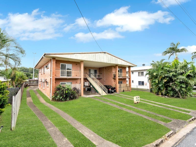 4/15 Girralong Street, Woree QLD 4868