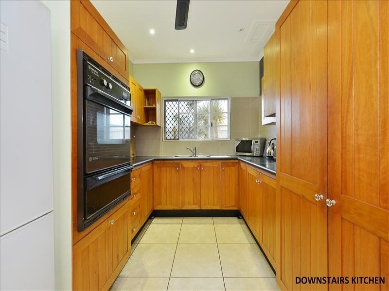 12 Creedy Street, Westcourt QLD 4870
