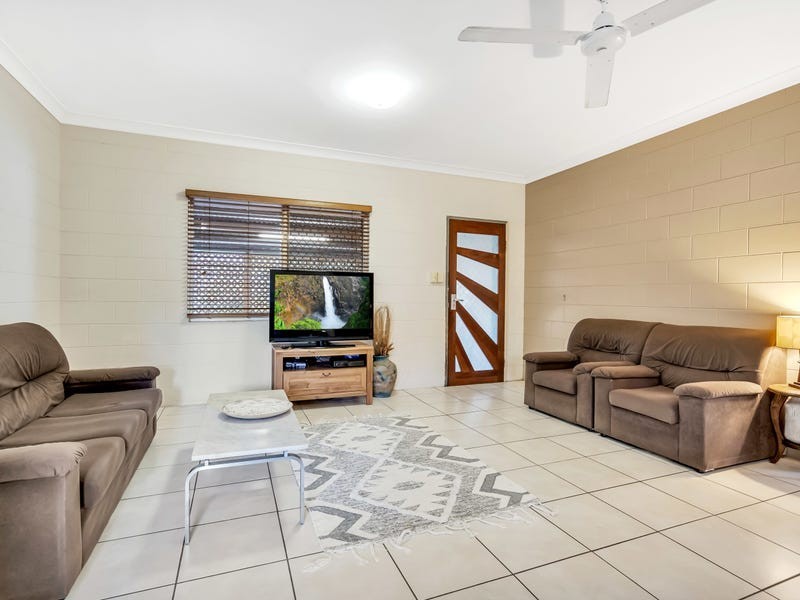 2/80 Hollywood Boulevard, White Rock QLD 4868