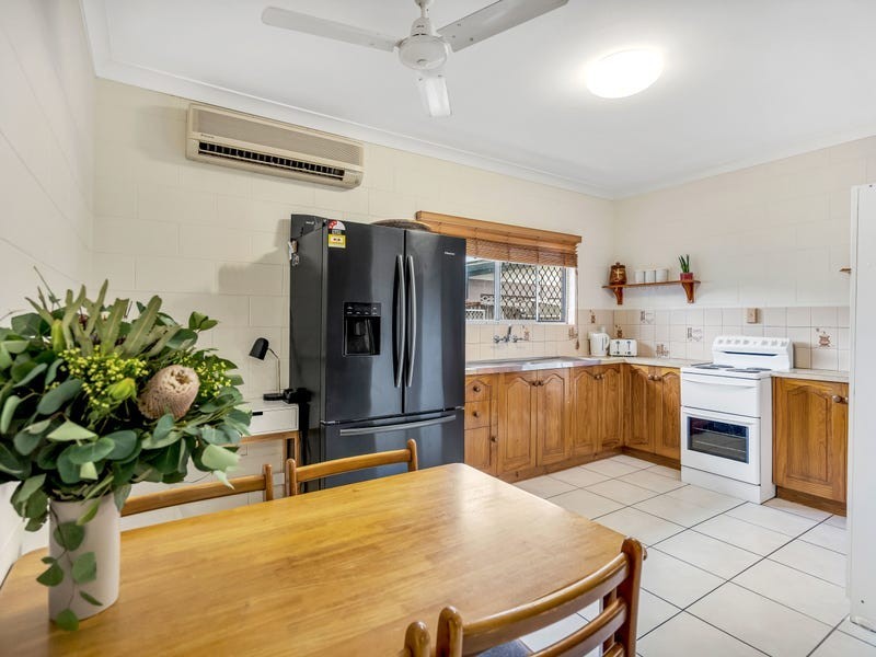 2/80 Hollywood Boulevard, White Rock QLD 4868