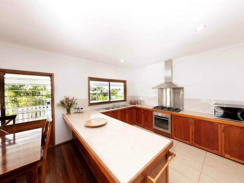 23 Blue Hills Crescent, Freshwater QLD 4870