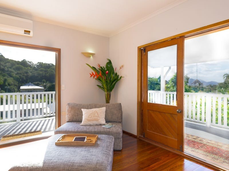 23 Blue Hills Crescent, Freshwater QLD 4870