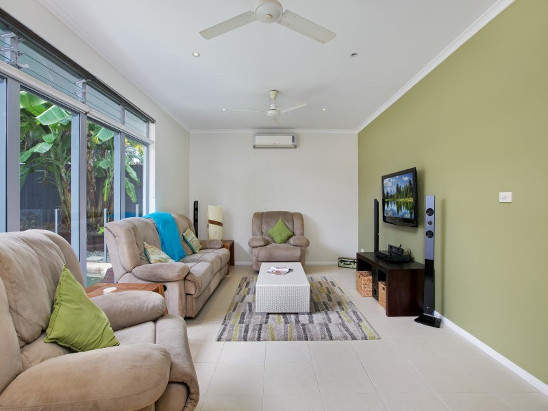 26 Kitava Street, Trinity Beach QLD 4879