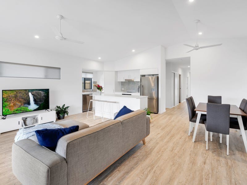 10 Lillydale Way, Trinity Beach QLD 4879