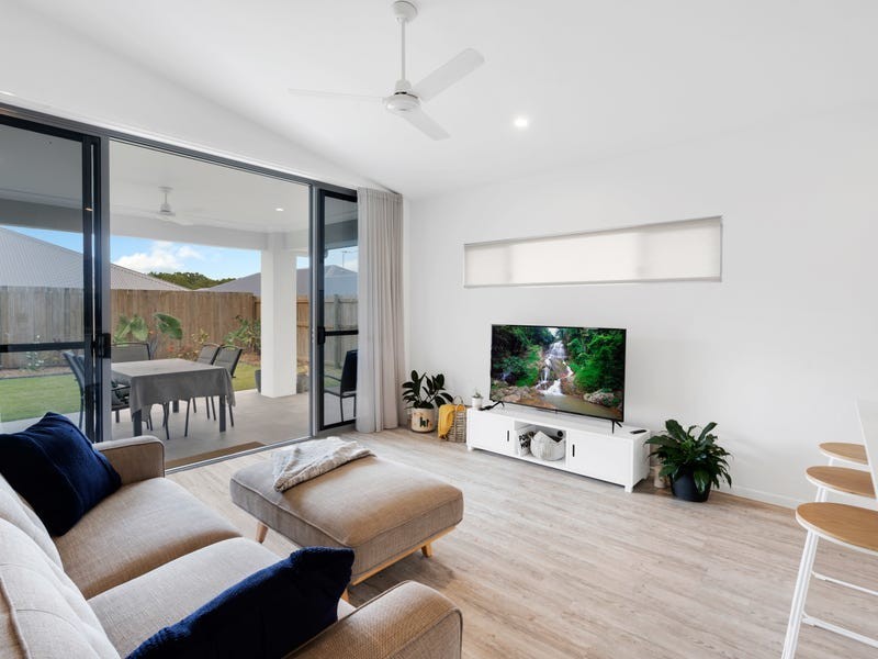 10 Lillydale Way, Trinity Beach QLD 4879
