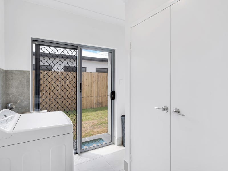 10 Lillydale Way, Trinity Beach QLD 4879
