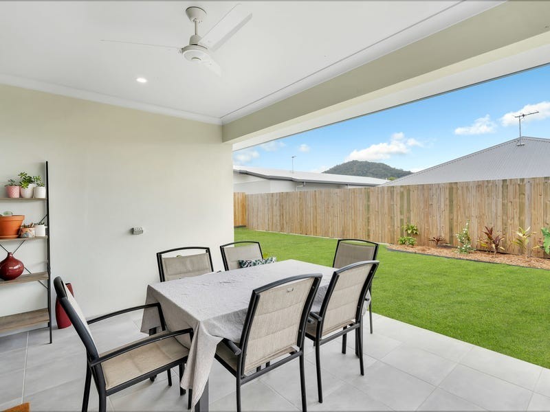10 Lillydale Way, Trinity Beach QLD 4879