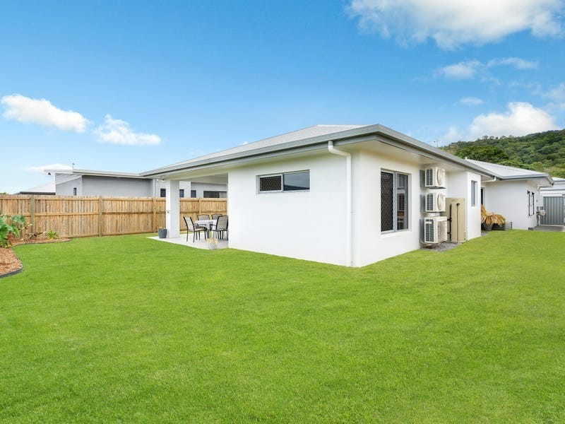 10 Lillydale Way, Trinity Beach QLD 4879