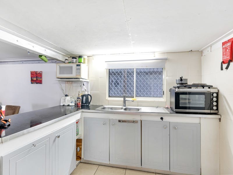 26 Loeven Street, Parramatta Park QLD 4870