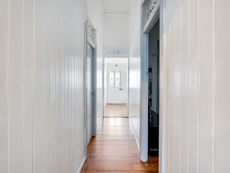 26 Loeven Street, Parramatta Park QLD 4870