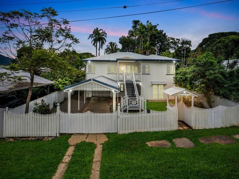 17 Friend Street, Edge Hill QLD 4870
