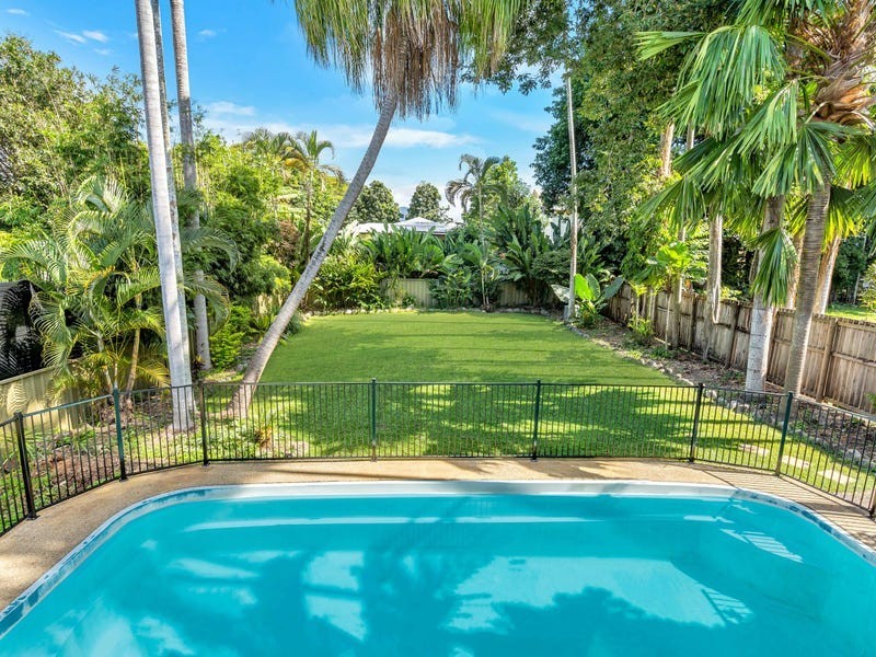 17 Friend Street, Edge Hill QLD 4870