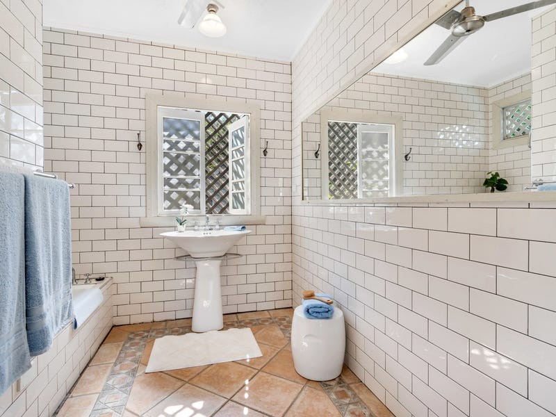 17 Friend Street, Edge Hill QLD 4870