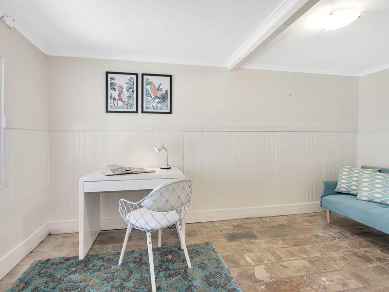 17 Friend Street, Edge Hill QLD 4870