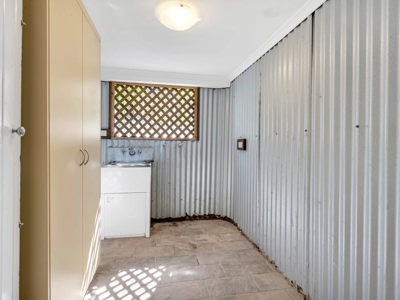 17 Friend Street, Edge Hill QLD 4870