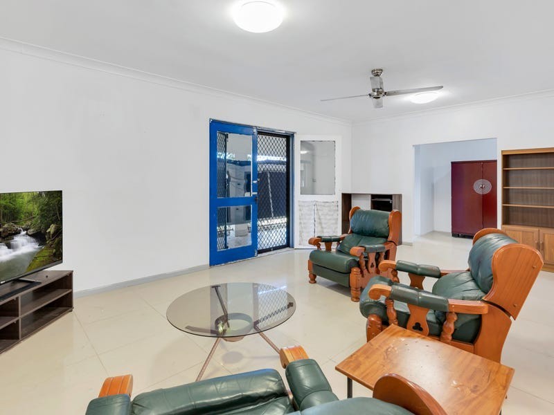 16 Melaleuca Street, Manunda QLD 4870