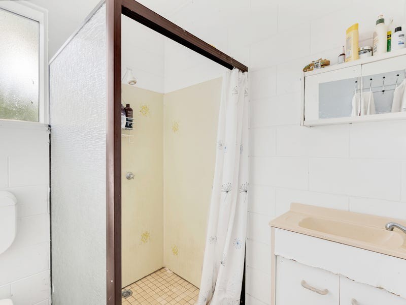 16 Melaleuca Street, Manunda QLD 4870