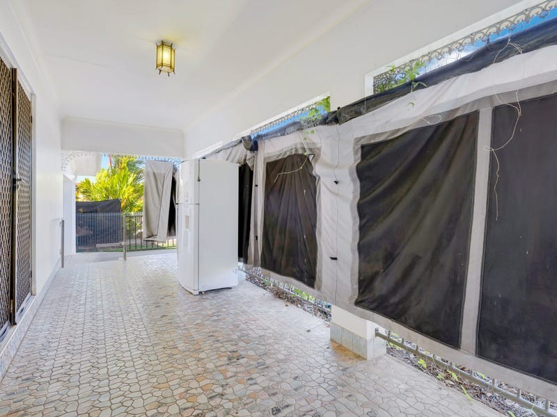 16 Melaleuca Street, Manunda QLD 4870