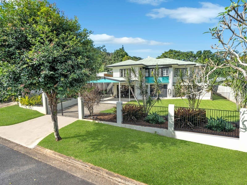 22 Junction Street, Edge Hill QLD 4870